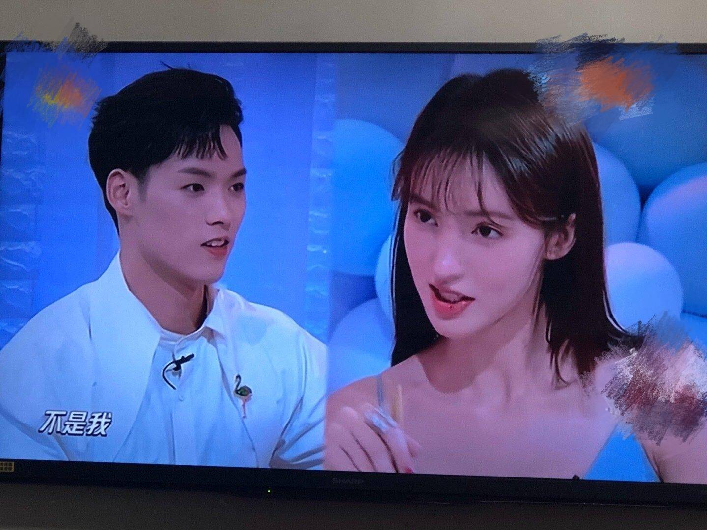 当西涅被指与明星绯闻缠身，是否只是单纯友谊？