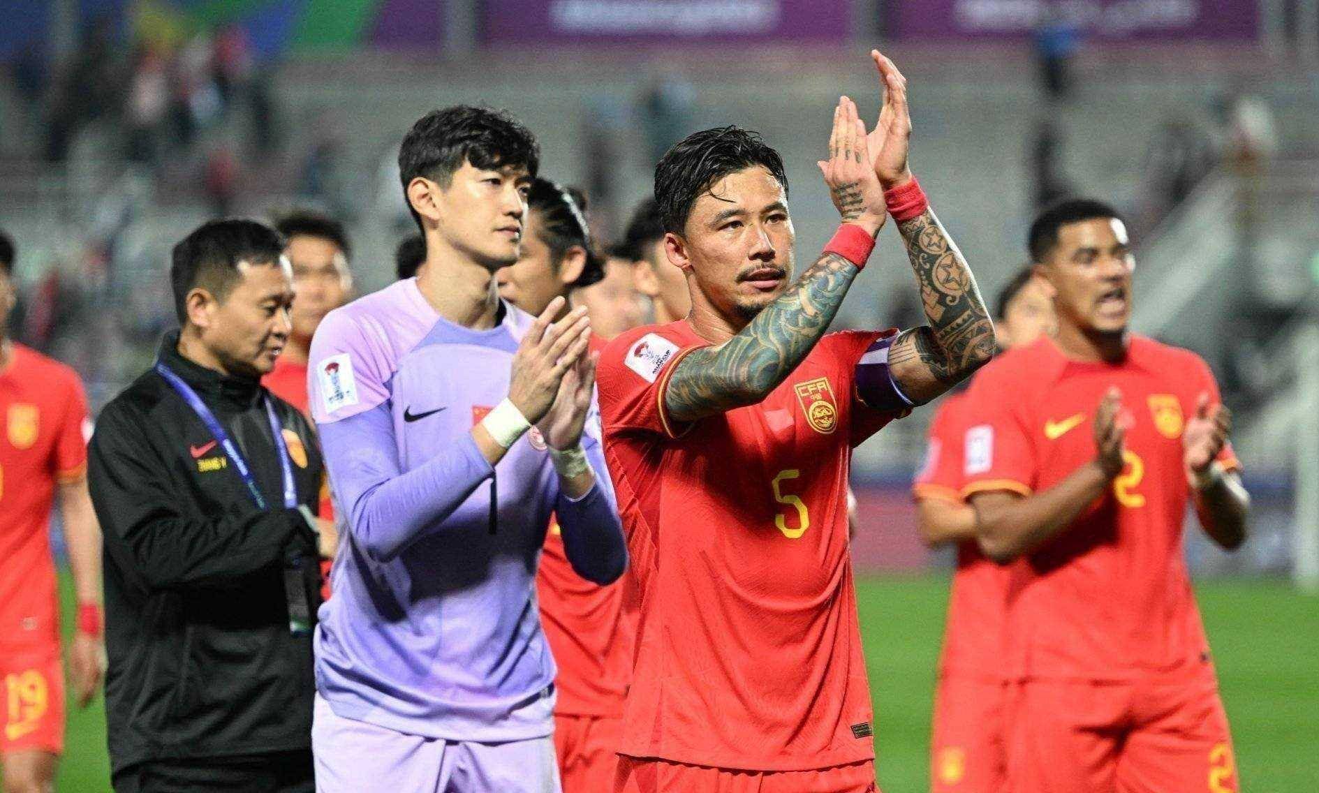 卢戈客场平局，保持稳定态势