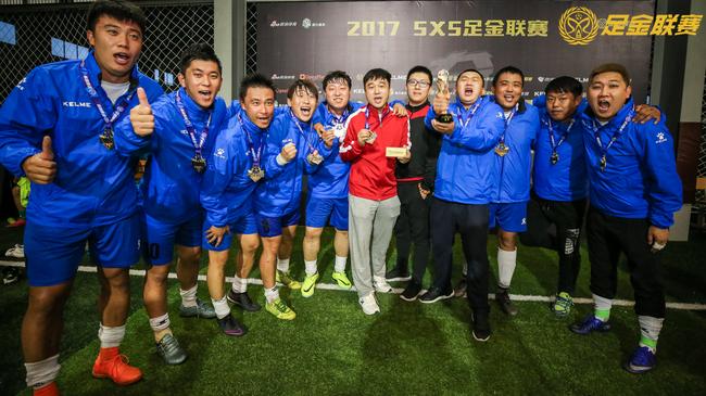 国内联赛中东部队伍斩获冠军
