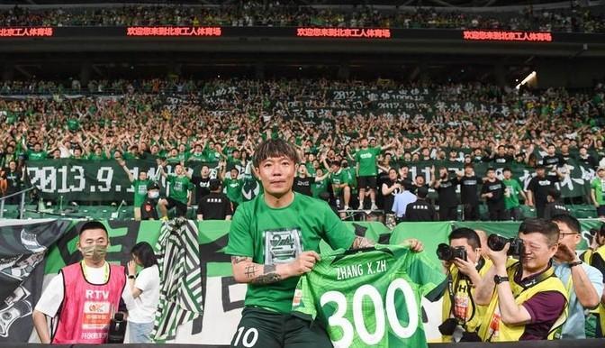 格尔那多利主场击败铁杆对手，继续领跑